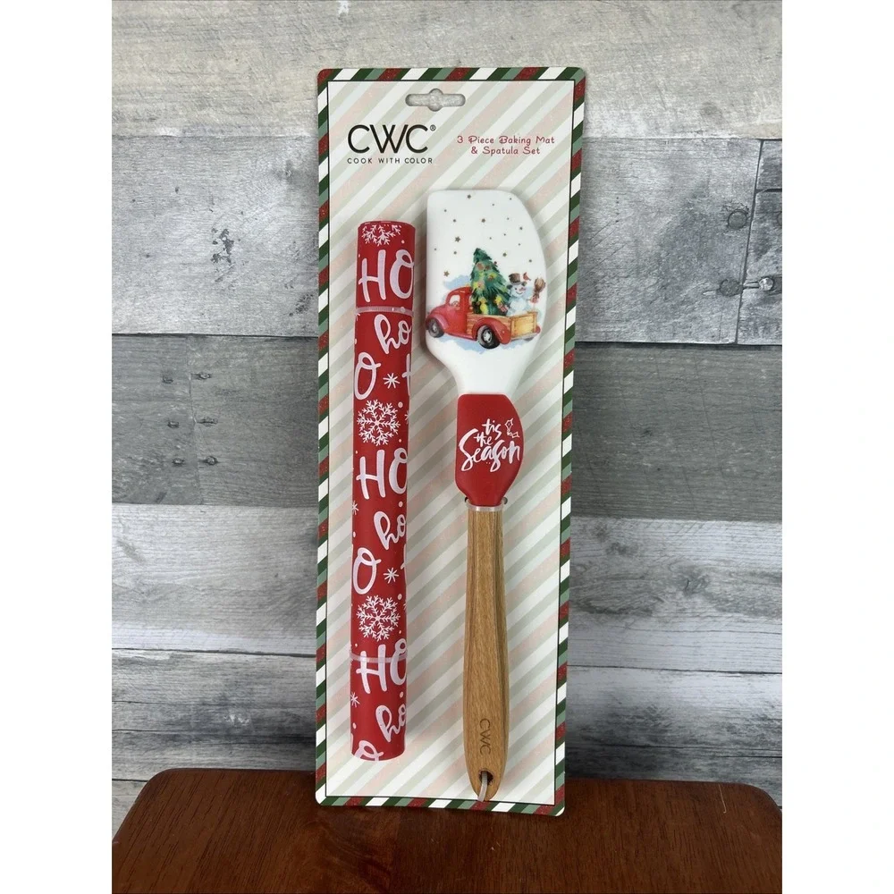 NEW ~ CWC 3 Piece Baking Mat & Spatula Kitchen Christmas Gadget Set